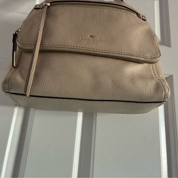 Kate Spade New York Cream Leather Cobble Hill Toddy Shoulder Bag - Picture 6 of 16